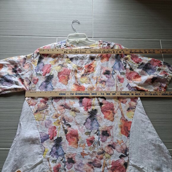 Floral Linen Womens Top By Transparente With Wooden Button Accents Pocket 2XL - Picture 9 of 10